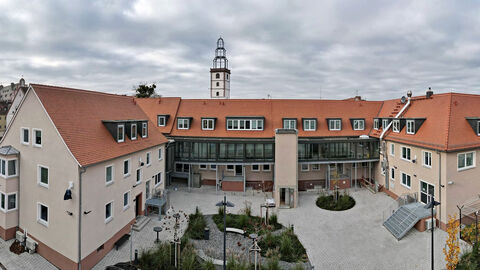 Drohnenaufnahme des Hauses des Jugendrechts in Hanau.